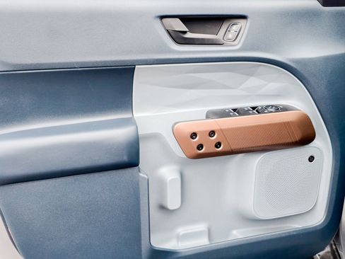 Used 2024 Ford Maverick Lariat w/ 4K Tow Package image 22