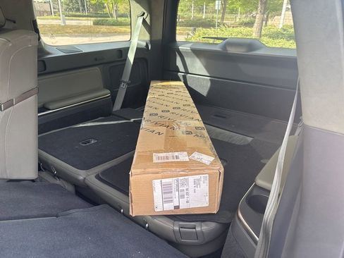 Used 2024 Rivian R1S Adventure AWD/4WD image 20