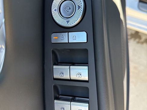 New 2026 Genesis G80 2.5T Advanced image 18