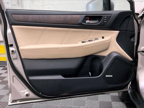 Used 2019 Subaru Outback 3.6R Limited image 24