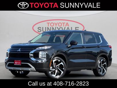 Used 2024 Mitsubishi Outlander SE