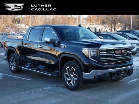 Used 2023 GMC Sierra 1500 SLT w/ SLT Premium Plus Package image 1