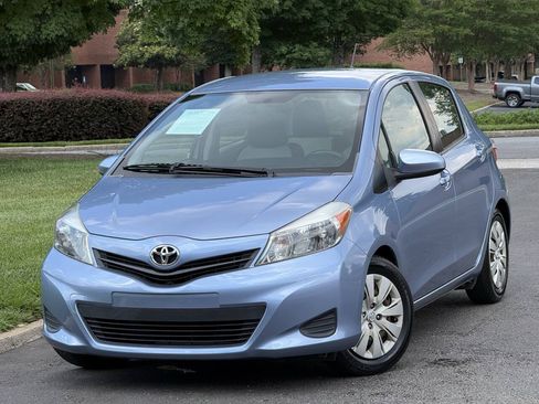 Used 2012 Toyota Yaris LE FWD image 1