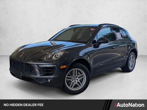 Used 2017 Porsche Macan AWD/4WD image 1