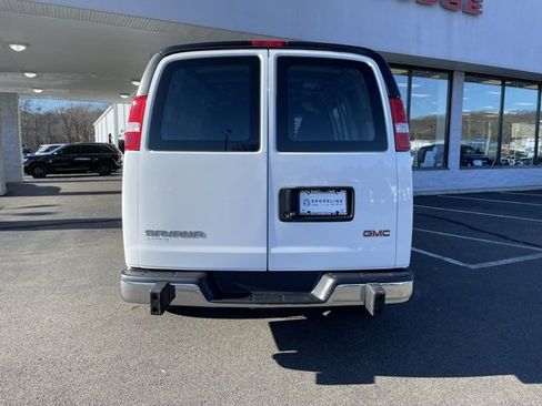 Used 2024 GMC Savana 2500 w/ Driver Convenience Package image 7