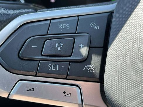 Used 2024 Volkswagen Jetta SE FWD image 22