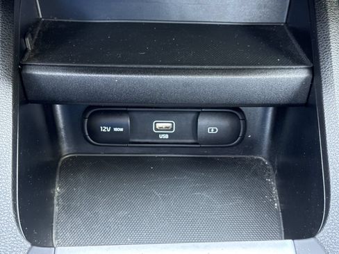 Used 2024 Kia Forte LXS FWD image 22