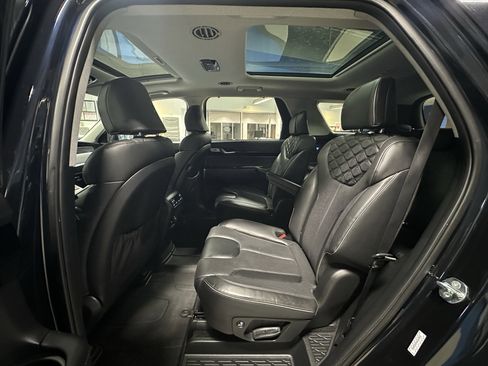 Used 2022 Hyundai Palisade Limited w/ Cargo Package image 19