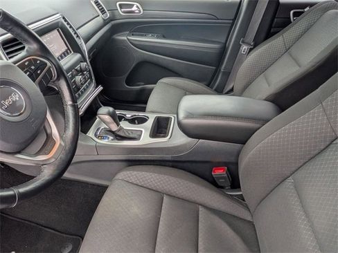 Certified 2020 Jeep Grand Cherokee Laredo w/ Security & Convenience Group image 12