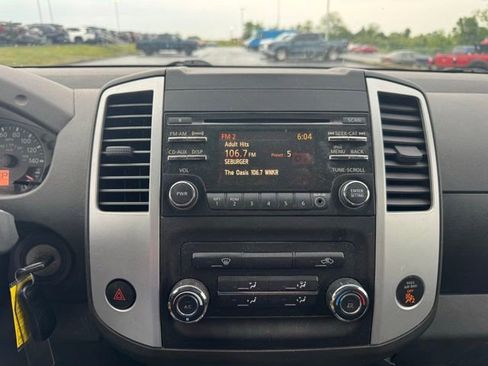 Used 2013 Nissan Frontier SV RWD image 14