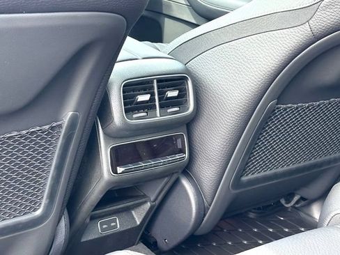 New 2026 Mercedes-Benz GLS 450 4MATIC image 38