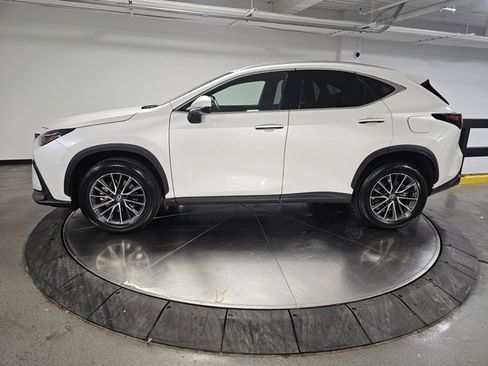 Used 2025 Lexus NX 350 AWD w/ Premium Package image 5