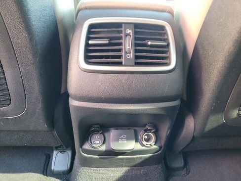 Used 2017 Kia Sorento EX w/ EX Advanced Touring Package image 44