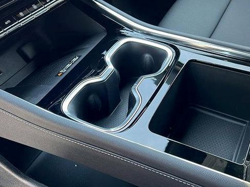 New 2026 Chevrolet Traverse LT w/ Midnight/Sport Edition image 21