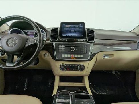 Used 2016 Mercedes-Benz GLE 350 w/ Premium Package image 24