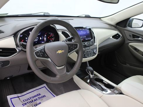 Used 2024 Chevrolet Malibu LT image 16