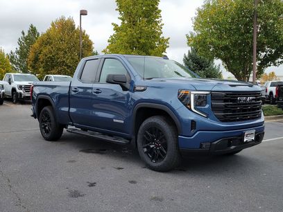 New 2026 GMC Sierra 1500 Elevation w/ LPO, Elevation Black Package