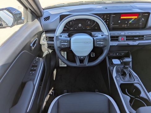 New 2025 Kia K4 GT-Line Turbo image 16