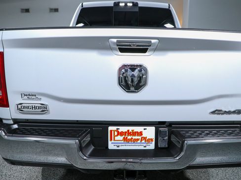 Used 2022 RAM 2500 Limited AWD/4WD image 8