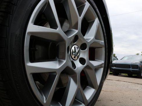 Used 2013 Volkswagen Golf 4-Door FWD image 5