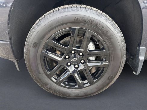 Used 2024 Chevrolet Silverado 1500 RST w/ Convenience Package II AWD/4WD image 9