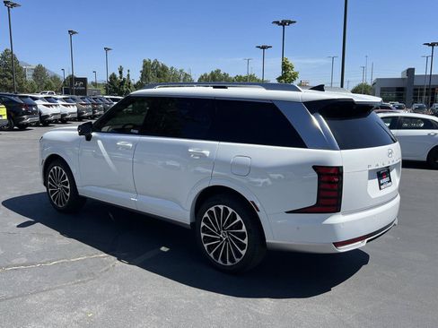 Certified 2026 Hyundai Palisade Calligraphy AWD/4WD image 11