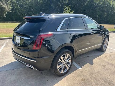 Used 2025 Cadillac XT5 Premium Luxury FWD image 9