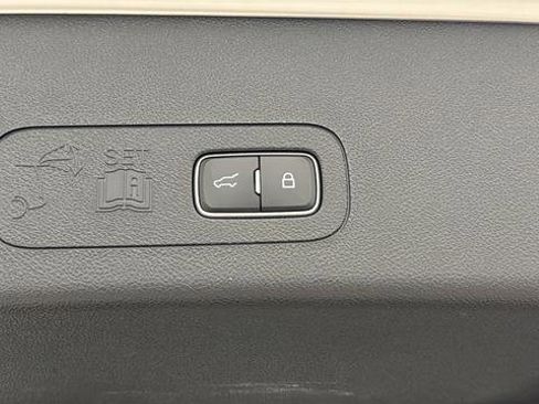 Used 2025 Lincoln Aviator Reserve w/ Equipment Group 201A AWD/4WD image 29