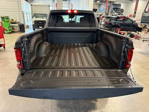 Certified 2025 RAM 2500 Big Horn AWD/4WD image 27