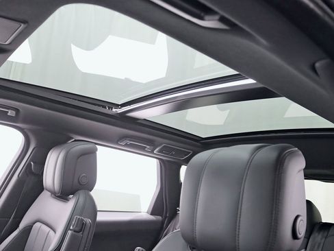 Used 2022 Land Rover Range Rover Sport HST image 30