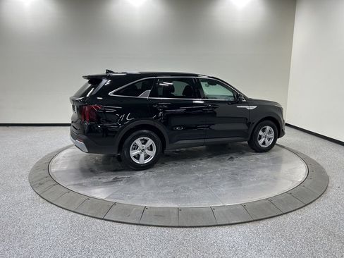 New 2026 Kia Sorento LX FWD image 5