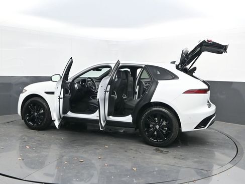 New 2026 Jaguar F-PACE R-Dynamic S image 38