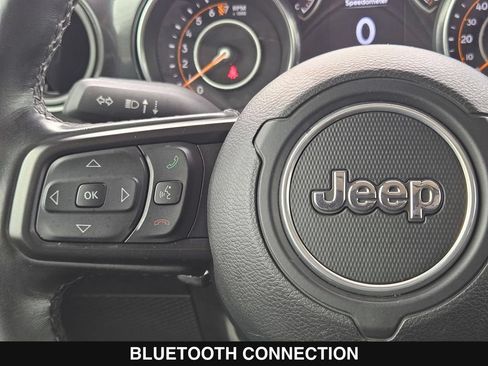 Used 2022 Jeep Wrangler Unlimited Sport AWD/4WD image 25