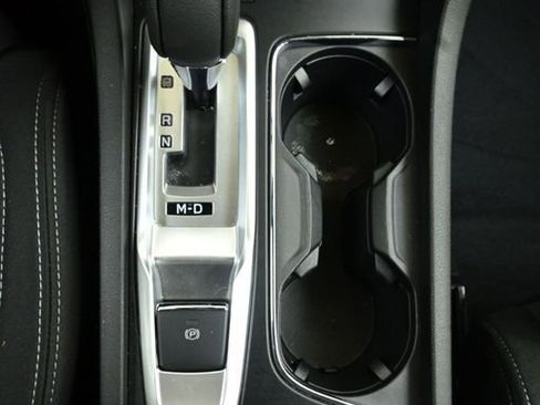 Used 2024 Subaru Ascent Premium w/ Convenience Package image 36