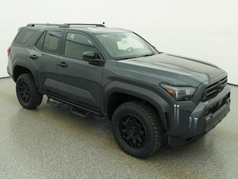New 2026 Toyota 4Runner SR5 AWD/4WD image 10