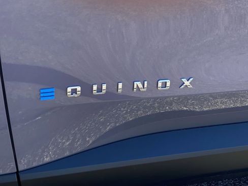 New 2026 Chevrolet Equinox EV LT FWD image 17