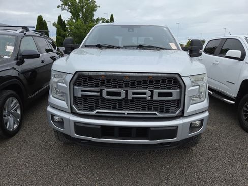 Used 2016 Ford F150 Lariat w/ Equipment Group 502A Luxury AWD/4WD image 5
