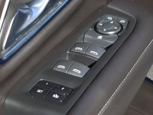 Used 2021 Chevrolet Tahoe LT AWD/4WD image 19