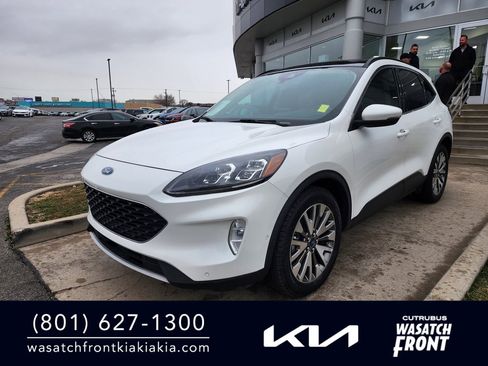 Used 2020 Ford Escape Titanium image 1