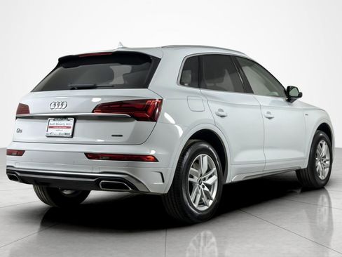 Used 2023 Audi Q5 2.0T Premium w/ Convenience Package AWD/4WD image 5