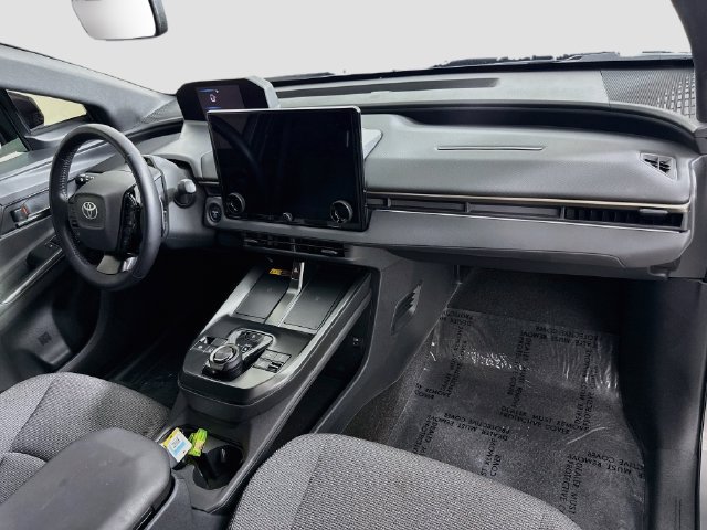 Certified 2026 Toyota bZ AWD/4WD image 31