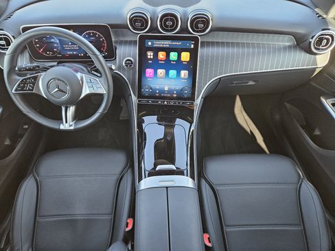 Certified 2025 Mercedes-Benz GLC 300 image 26