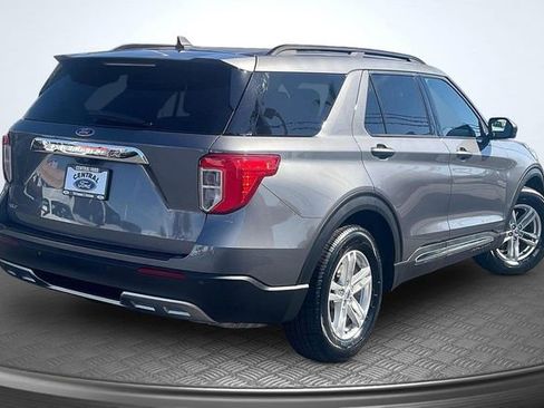 Certified 2022 Ford Explorer XLT w/ Equipment Group 202A image 13
