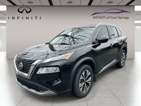 Used 2023 Nissan Rogue SV w/ SV Premium B Package image 3