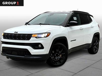 Used 2023 Jeep Compass Altitude