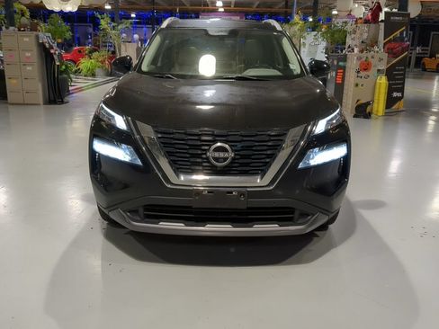 Used 2023 Nissan Rogue SL w/ SL Premium Package AWD/4WD image 3