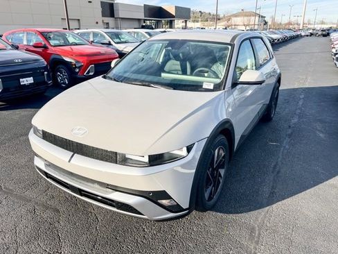 New 2026 Hyundai Ioniq 5 SEL image 3