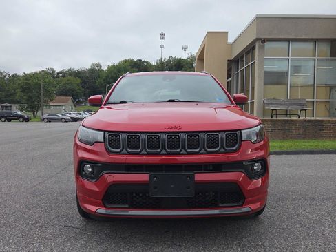 Used 2023 Jeep Compass Limited AWD/4WD image 7