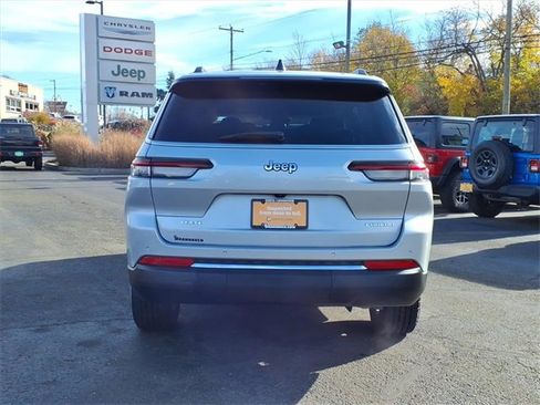 Certified 2023 Jeep Grand Cherokee L Laredo image 4