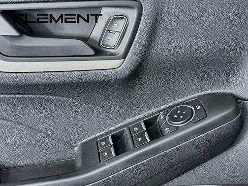 Used 2022 Ford Escape SE w/ SE Sport Appearance Package FWD image 24